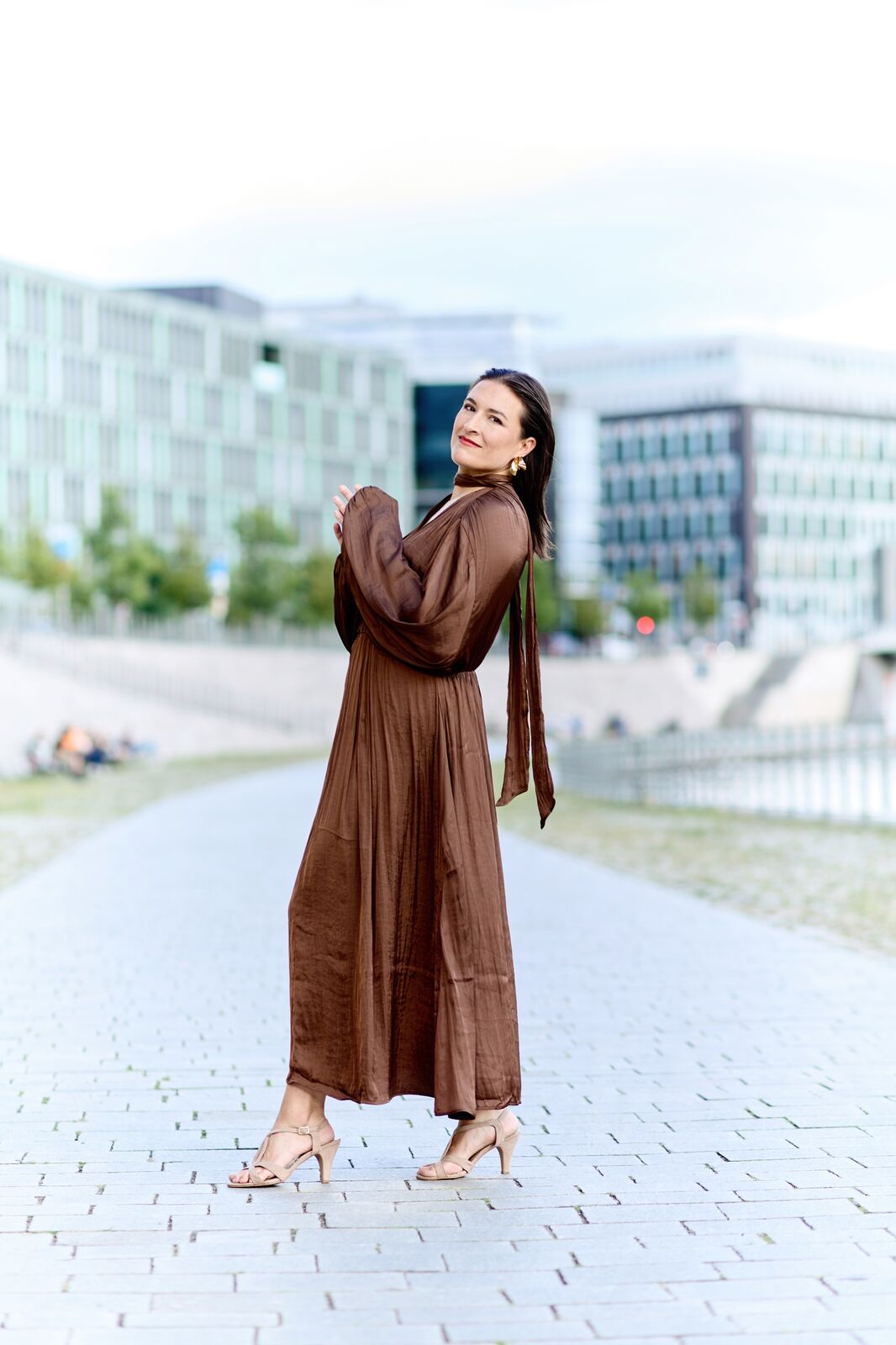Ana Schwedhelm by the Spree in Berlin
